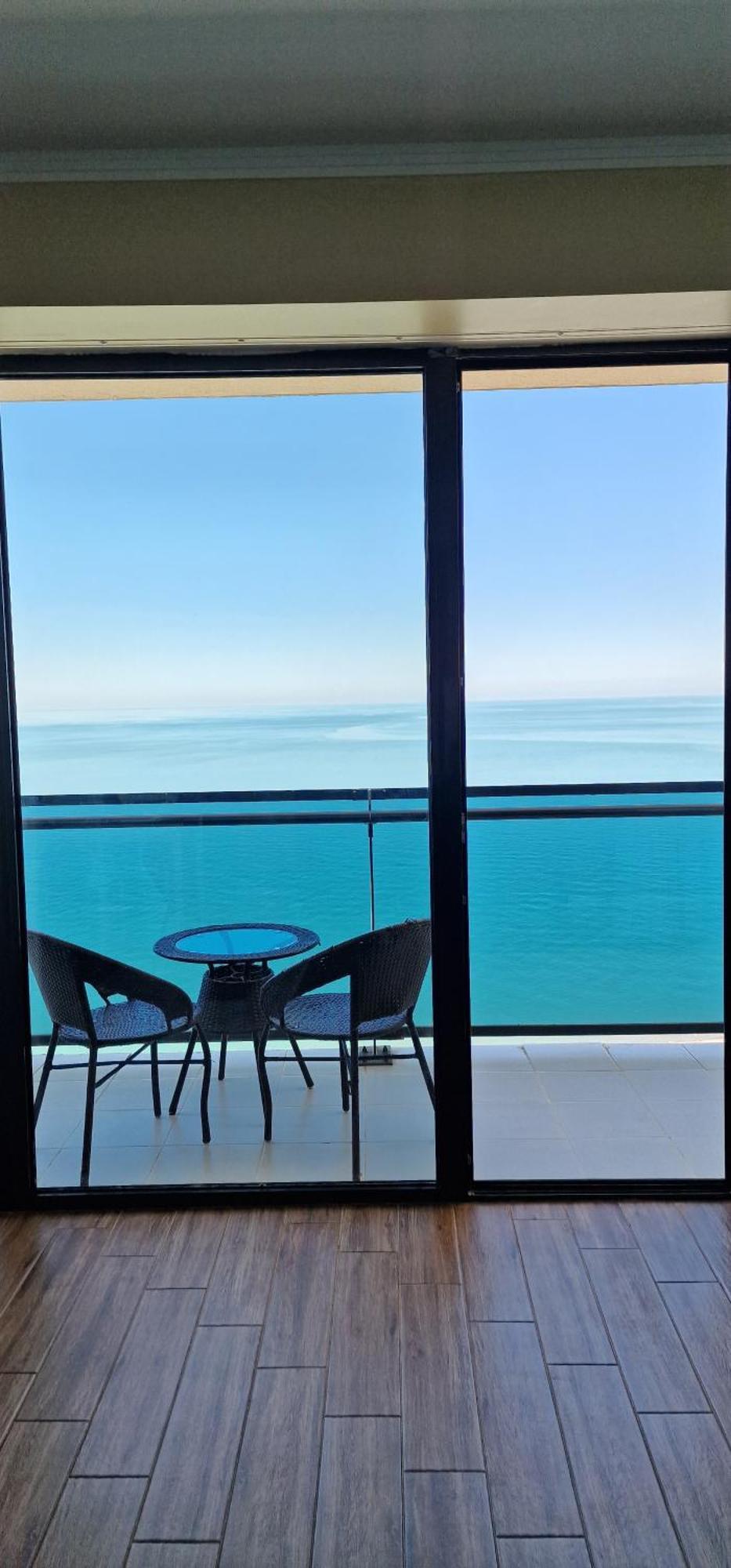 Your Beach Tower Batoumi Chambre photo